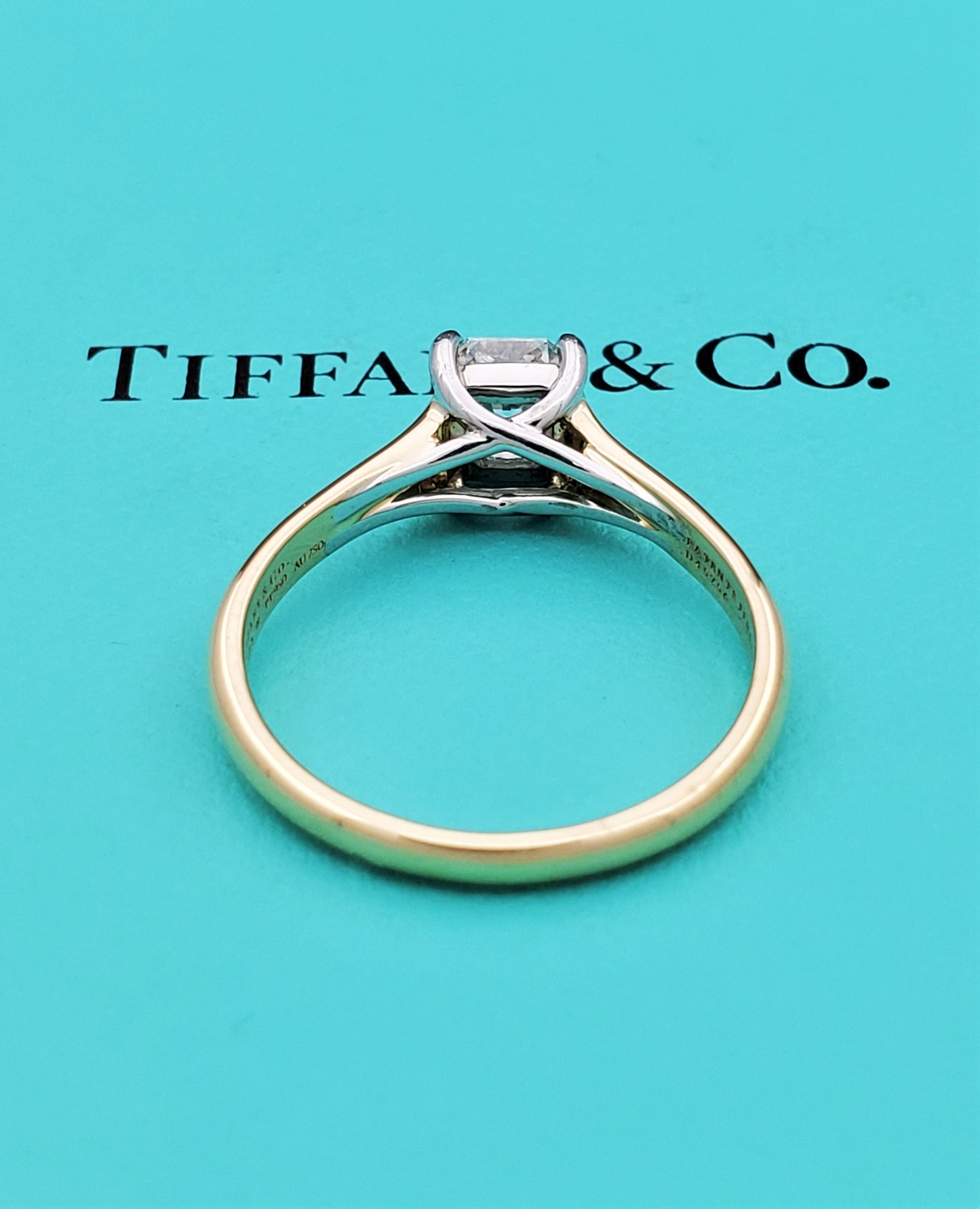 Tiffany & Co 18K Gold 1.05ct G VVS2 Lucida Diamond Engagement Ring