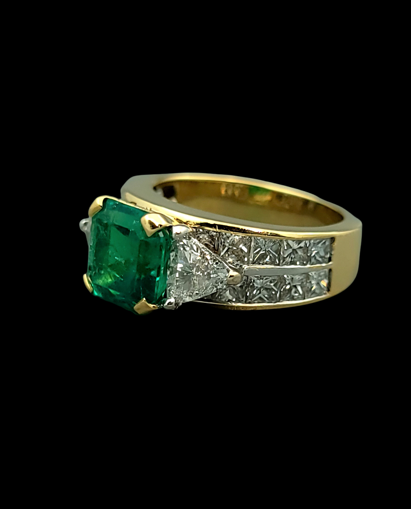 3 Carat Natural Emerald Diamond Ring 18K Yellow Gold