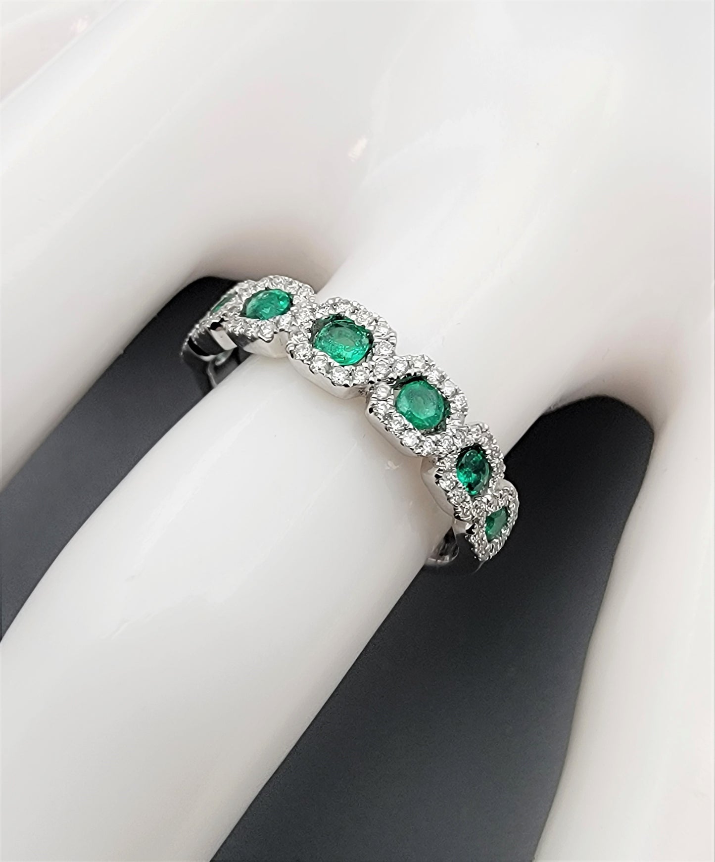14K White Gold Natural Emerald Diamond Band Ring