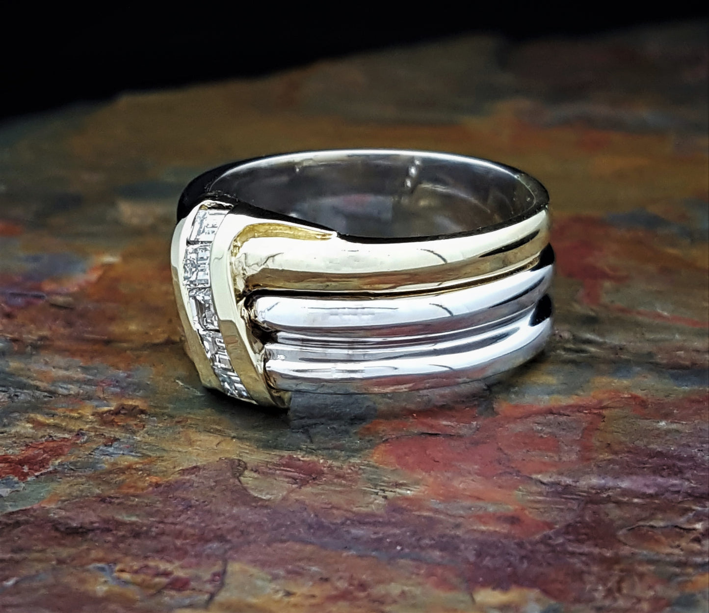 Solid 18K Two-Tone Gold Diamond Band Ring sz6