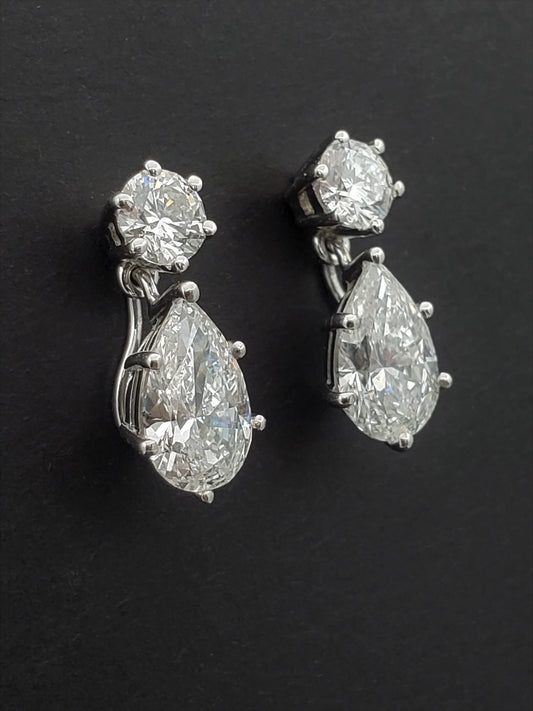 18K White Gold Diamond Drop Earrings
