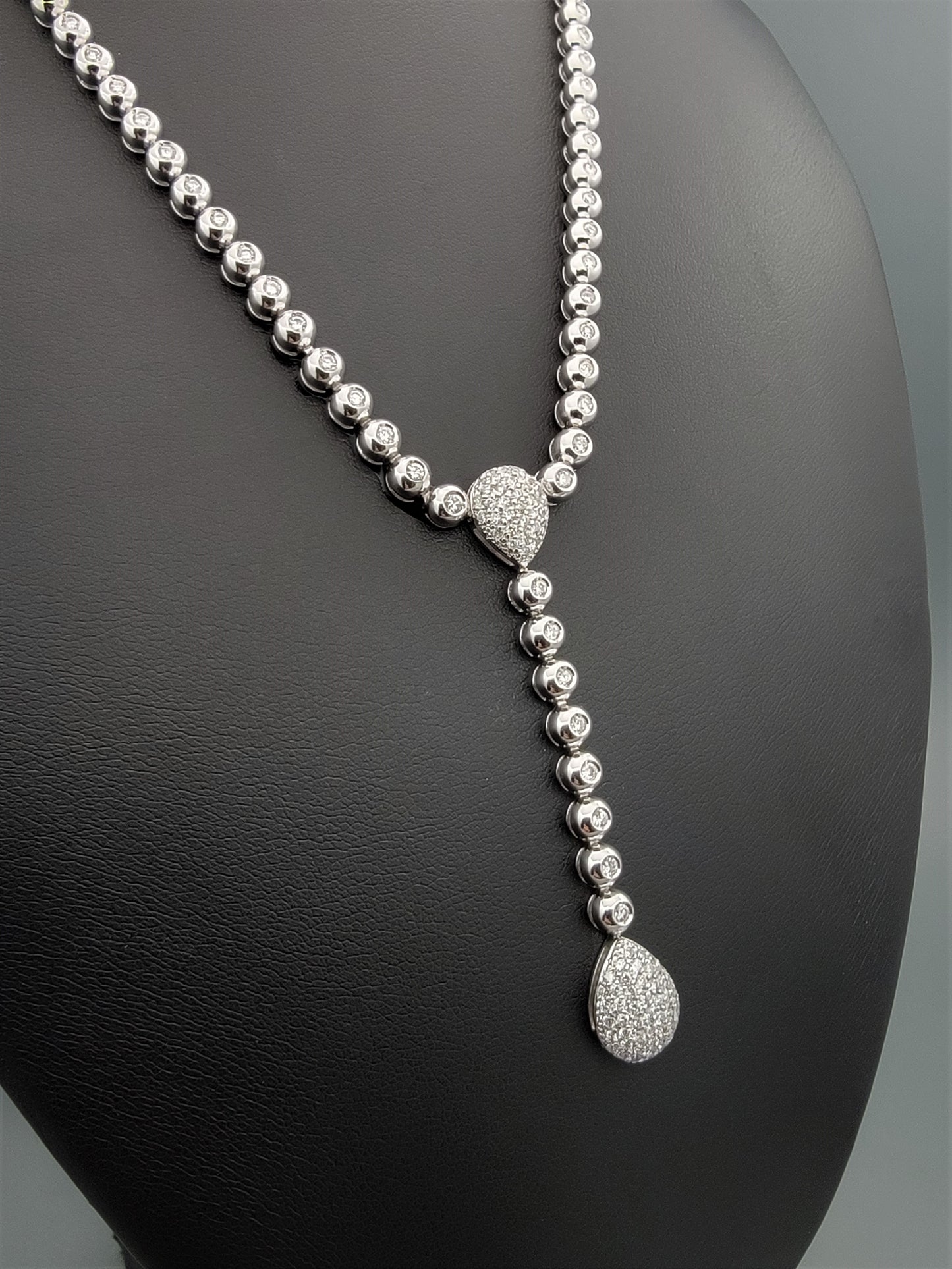18K White Gold Diamond Necklace