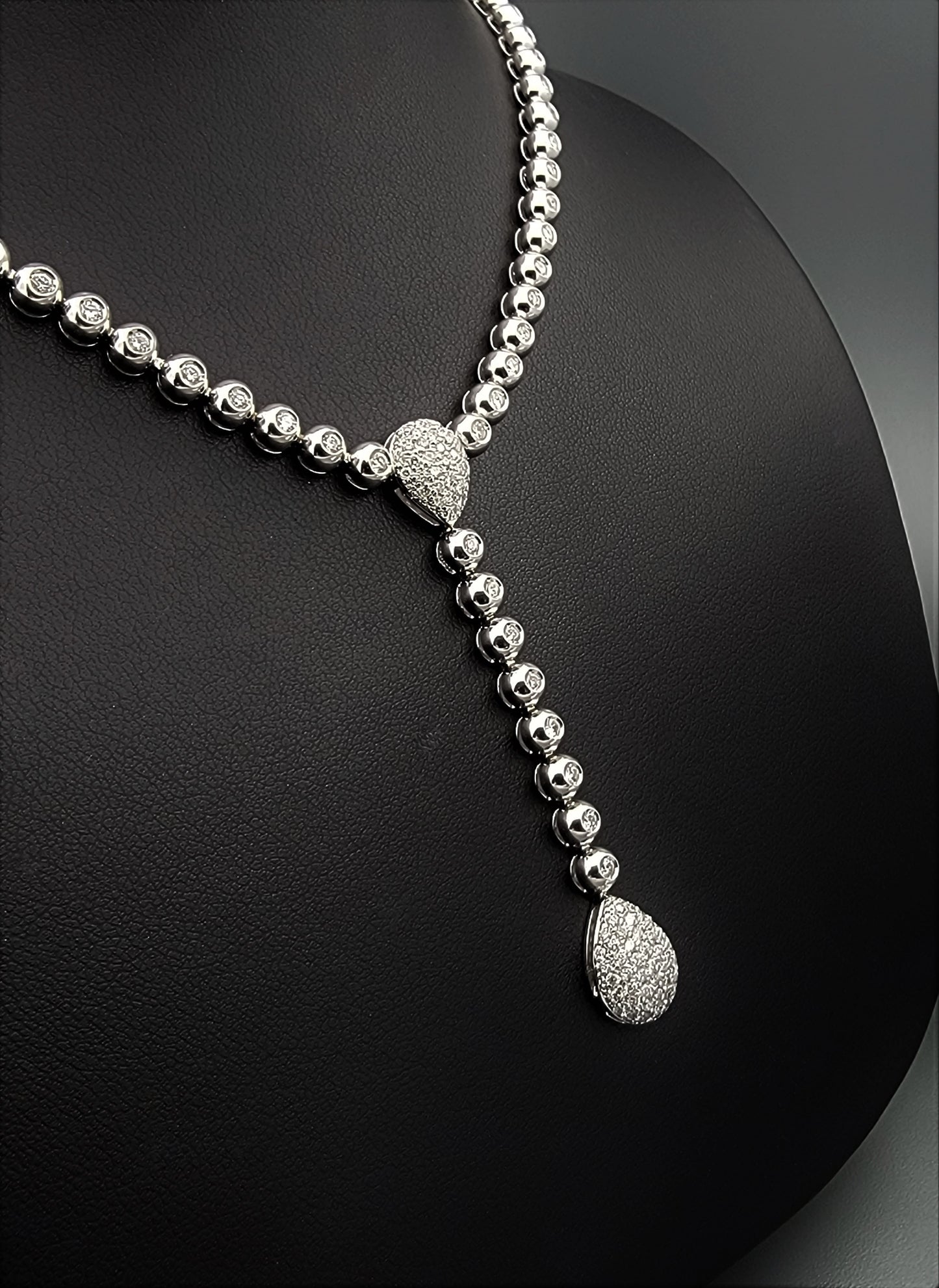 18K White Gold Diamond Necklace