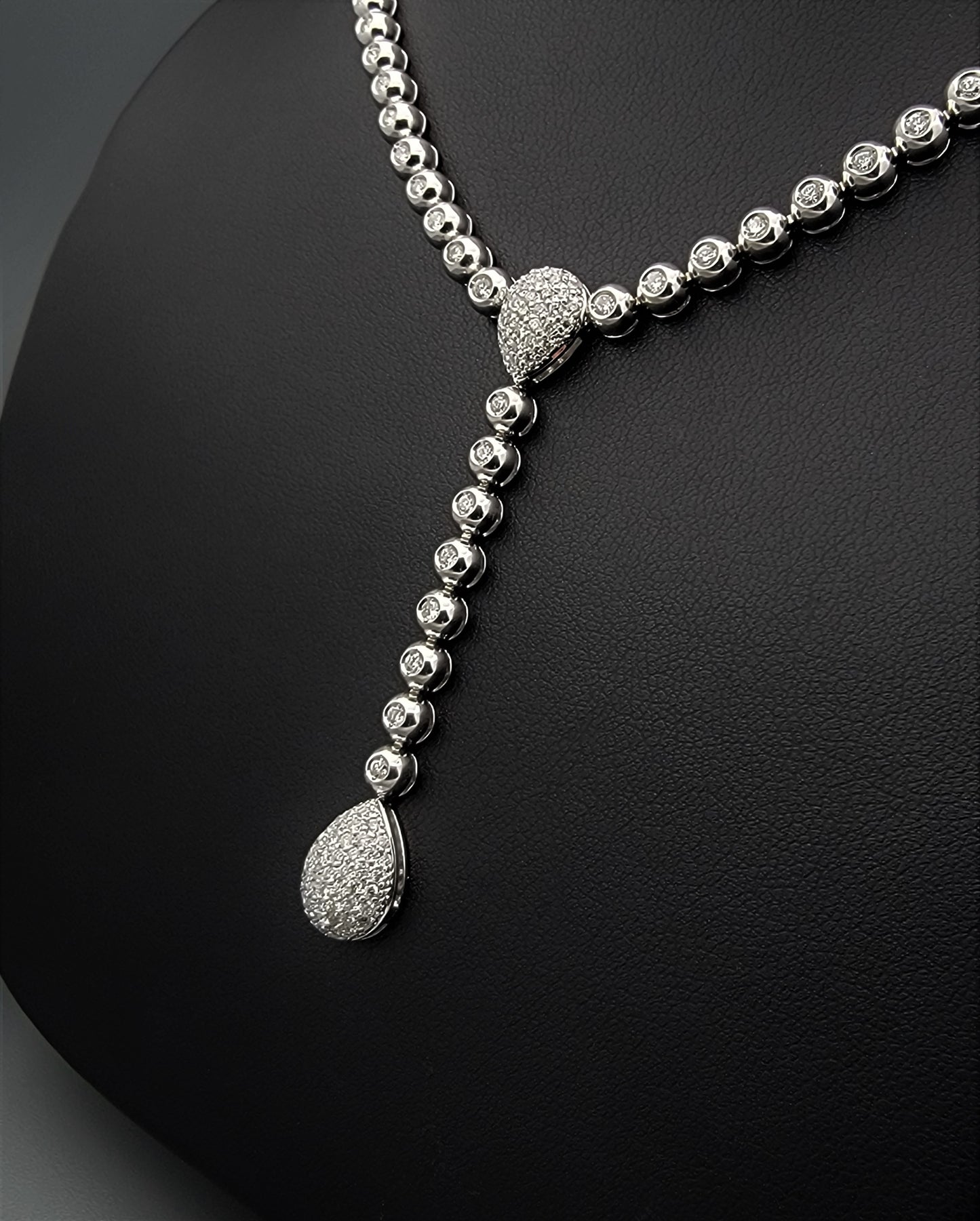 18K White Gold Diamond Necklace