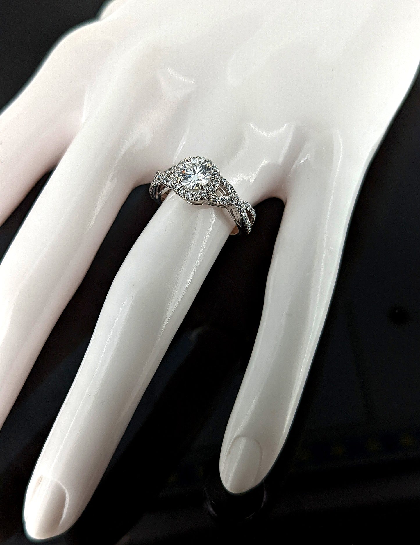 3/4 CT F/VS2 Diamond Halo Engagement Ring in 14K White Gold