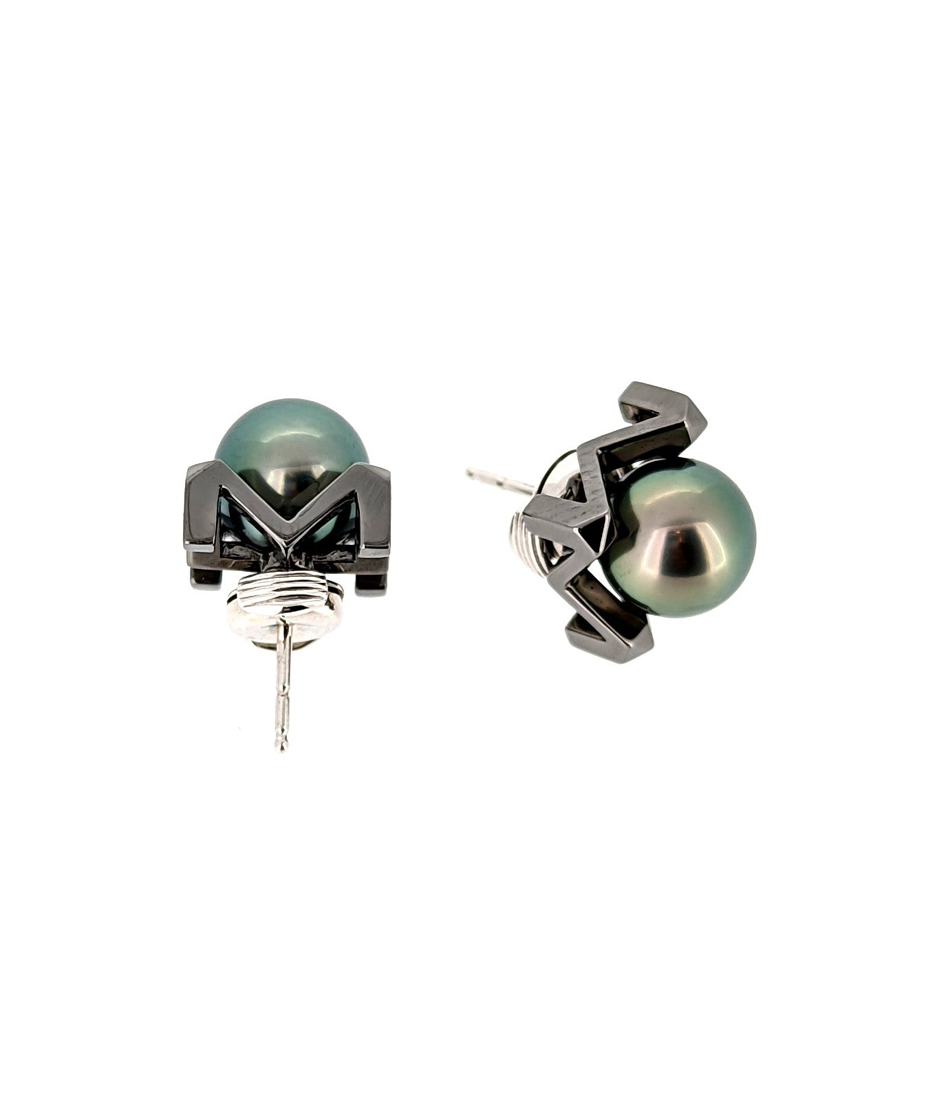 Mikimoto Black South Sea Cultured Pearl Earrings Passionoir M Collection