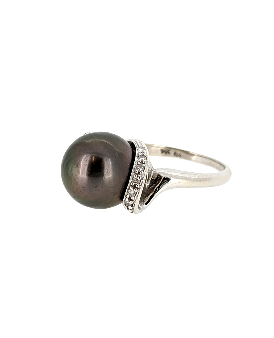 14K White Gold Black Tahitian Pearl Diamond Ring