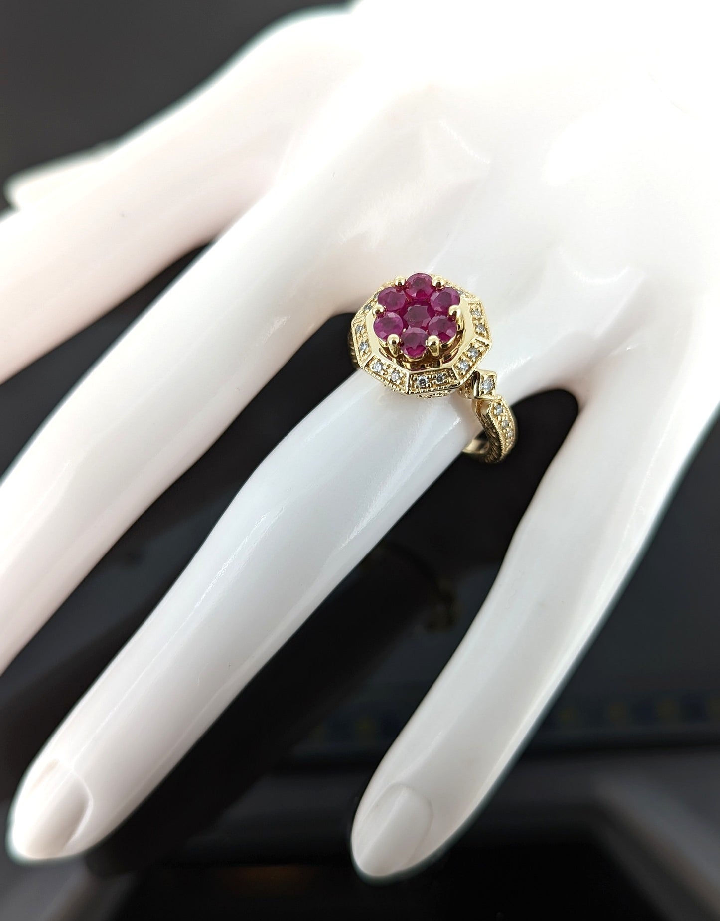EFFY 14k Yellow Gold Diamond & Ruby Cocktail Ring Size 6.75